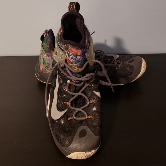 Men's Nike Zoom Hyperrev Basketball Shoes - size 9 - Picture 3 of 8